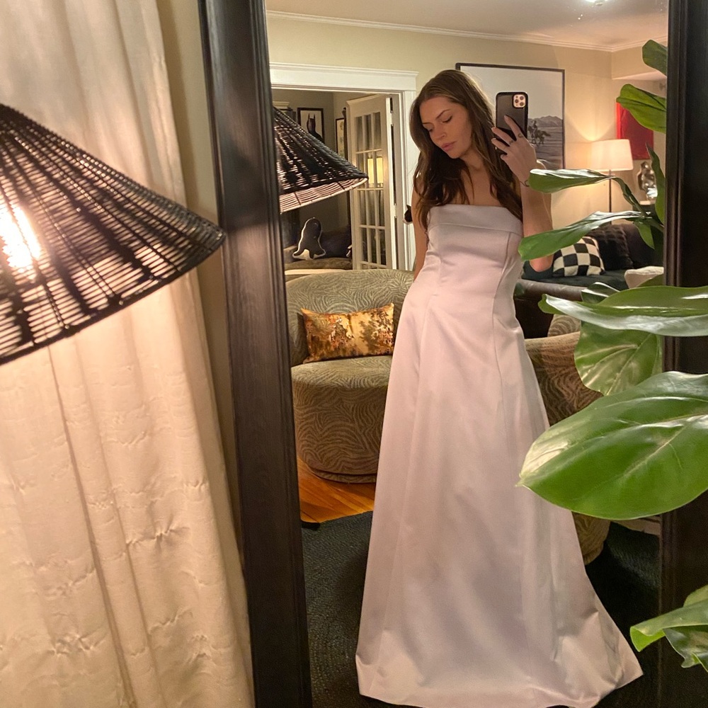 Vintage Elegant Lilac Strapless Gown